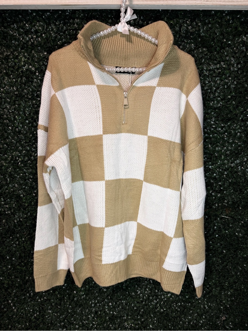 Checkered Half-Zip Turtleneck Sweater - Cream & Tan